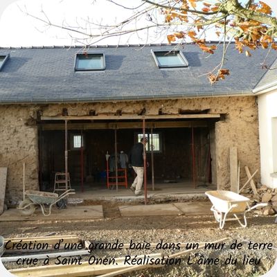 Grande ouverture mur en bauge